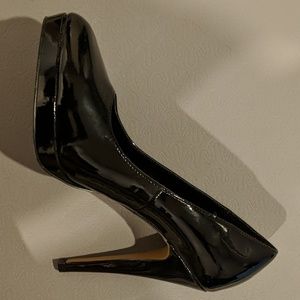 Aldo Black Patent Platform Pumps Size 8 US